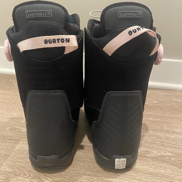 Womens Burton Snowboarding Boots - Picture 3 of 7